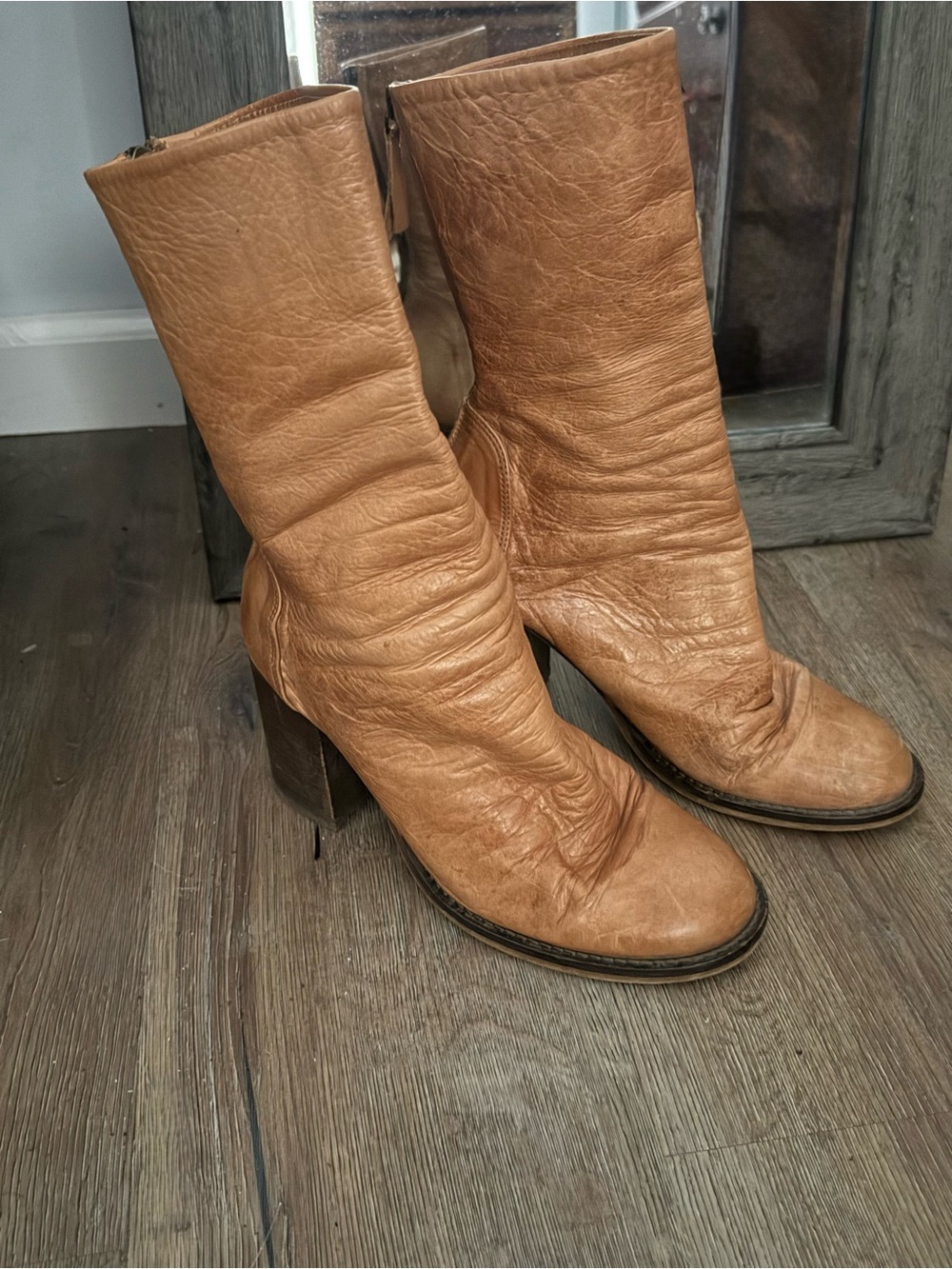 Women’s Tan Leather FREE PEOPLE Mid-Calf Block Heel Boots